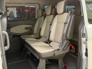 Ford Tourneo Custom Long Limited Edition 8k 2.2 R4 TDCi 114kW