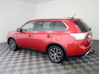 Mitsubishi Outlander Luxury ATM 2.0 110кВ