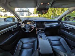 Volvo S90 D5 AWD MOMENTUM 2.0 173kW