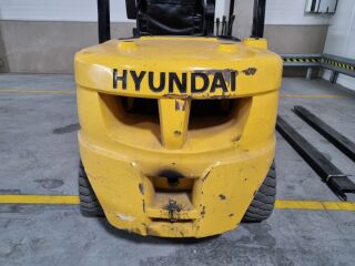 Hyundai Hyundai 30D-7