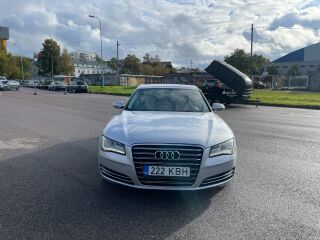 Audi A8 4.2 V8 273kW