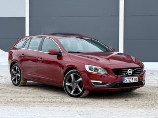 Volvo V60 Summum Facelift AWD 2.4 D6 158kW