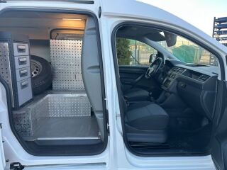 Volkswagen Caddy L2H1 Maxi 4-Motion 4*4 Serviceline 2.0 Tdi 90kW