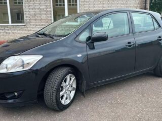 Toyota Auris 1.4 R4 71kW