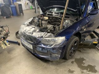 BMW 320 LCI 2.0 135kW