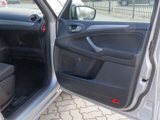 Ford Galaxy 2.0 R4 103kW