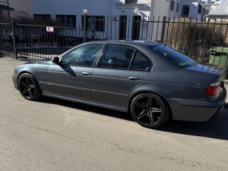 BMW M5 5.0 V8 294kW