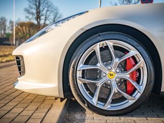 Ferrari GTC4Lusso 3.9 449kW