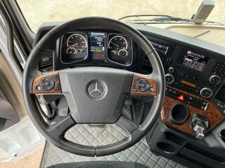 Mercedes-Benz Actros 1845 4x2 330кВ