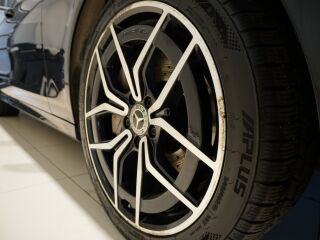 Mercedes-Benz E 220 2.0 143kW
