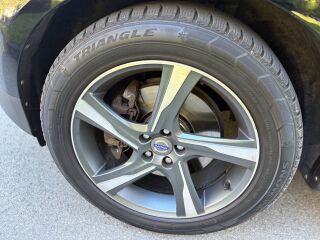 Volvo XC60 Summum MY 2012 2.4 D5 151kW