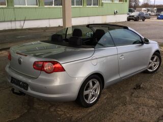 Volkswagen Eos Cabrio Comfortline 2.0 R4 FSi 110kW