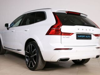Volvo XC60 AWD INSCRIPTION LUXURY INTELLI SAFE PRO 2.0 B5 KERS Mild Hybrid 183kW