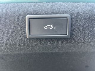 Skoda Octavia HB SportLine FL 4x4 2.0 TSI 150кВ