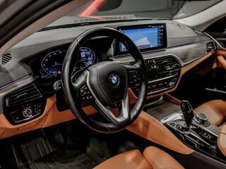 BMW 530 d x-Drive Luxury Line 3.0 210kW