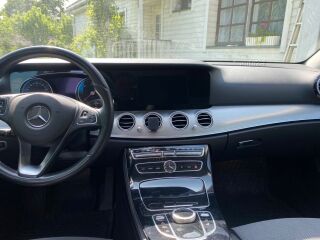 Mercedes-Benz E 220 2.0 143kW