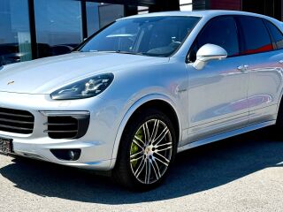 Porsche Cayenne S E-Hybrid Platinum Edition 3.0 245кВ