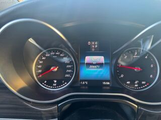 Mercedes-Benz V 250 2.0 R4 140kW