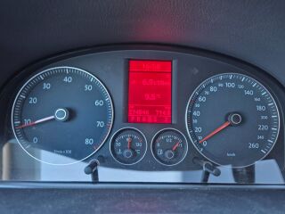 Volkswagen Touran R-line 1.4 125kW