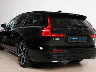 Volvo V60 AWD PLUS DARK RECHARGE LONG RANGE 2.0 T8 Twin Engine Plug-In-Hybrid 335kW