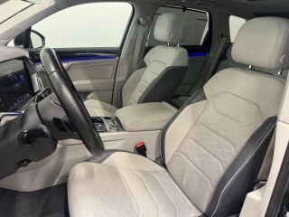 Volkswagen Touareg Elegance 4Motion 3.0 V6 TDI 170kW