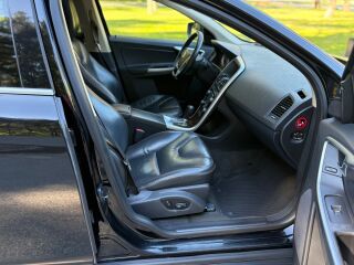 Volvo XC60 Summum MY 2012 2.4 D5 151kW
