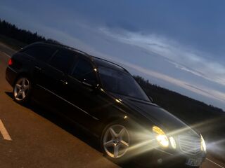 Mercedes-Benz E 320 3.0 V6 165kW