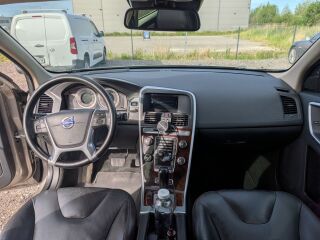 Volvo XC60 AWD SUMMUM XENIUM INTELLI SAFE PRO 2.4 158kW