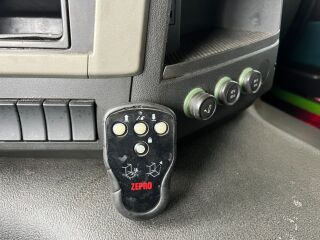 Volvo FM 370 Külmik Carrier avatava küljega 10.8 R6 278kW