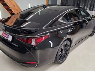 Lexus ES 300h F-Sport S Mark Levinson 2.5 131kW