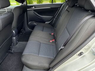 Toyota Avensis LINEA SOL 2.2 D-4D D-CAT