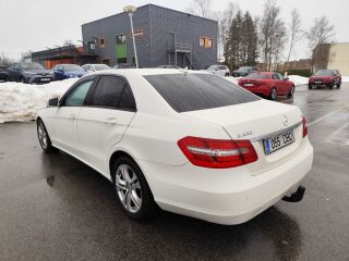 Mercedes-Benz E 220 2.2 125kW