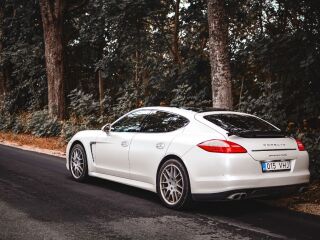 Porsche Panamera 4.8 368kW