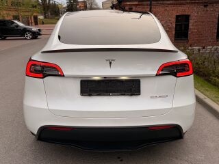 Tesla Model Y PERFORMANCE 393kW