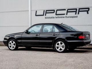 Mercedes-Benz E 280 4-Matic Avantgarde V6 150kW