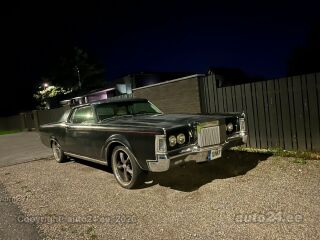 Lincoln Continental 7.6 V8 272kW