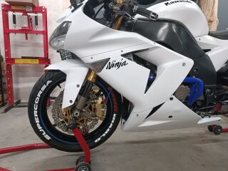 Kawasaki Ninja ZX - 10R 128kW