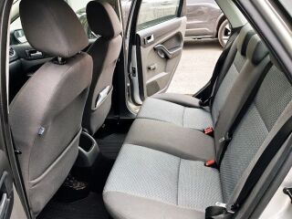 Ford Focus DB3 1.6 74кВ