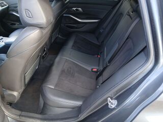BMW 330 M-Pakett 2.0 R4 215kW