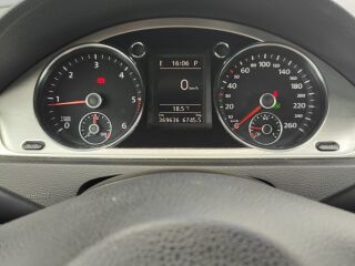 Volkswagen Passat Variant R-Line DSG 2.0 TDI 136kW