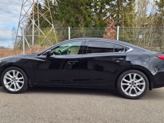 Mazda 6 SkyActiv-G Luxury i-ELOOP 2.5 R4 141kW