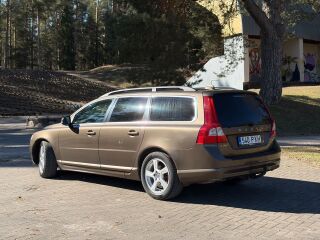 Volvo V70 2.0 100kW