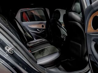 Mercedes-Benz E 220 AMG 2.0 143kW