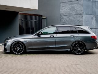 Mercedes-Benz C 63 AMG Biturbo 4.0 V8 350kW