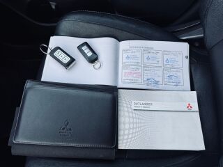 Mitsubishi Outlander Executive 4x4 7k 2.3 R4 TDi 110кВ