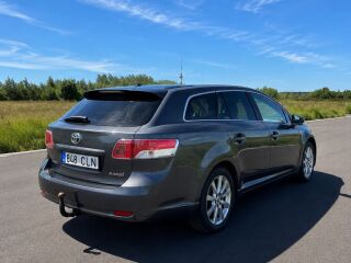 Toyota Avensis 2.2 130kW