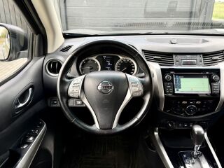 Nissan Navara Double Cab N-Connecta 4x4 2.3 DCI 140кВ