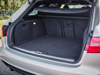 Audi RS 4 V8 Bang&amp;amp;Olufsen 4.2 331kW