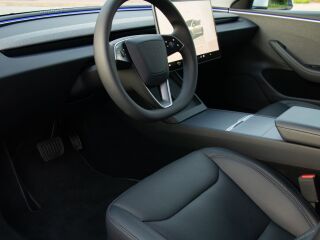 Tesla Model 3 208кВ