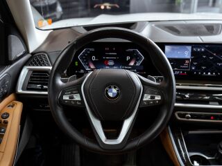 BMW X5 xDrive30d Innovation Package 3.0 R6 210kW